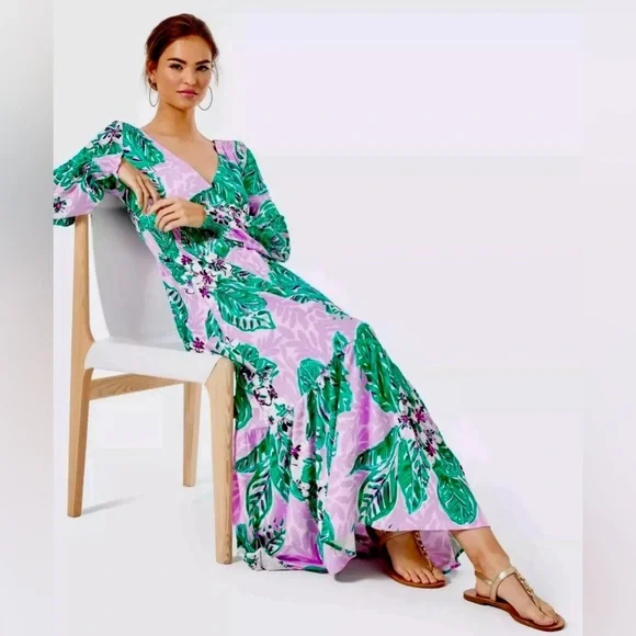Lilly Pulitzer Mistral V-Neck Maxi Dress in Magnolia Lil Leidees Nights  size S